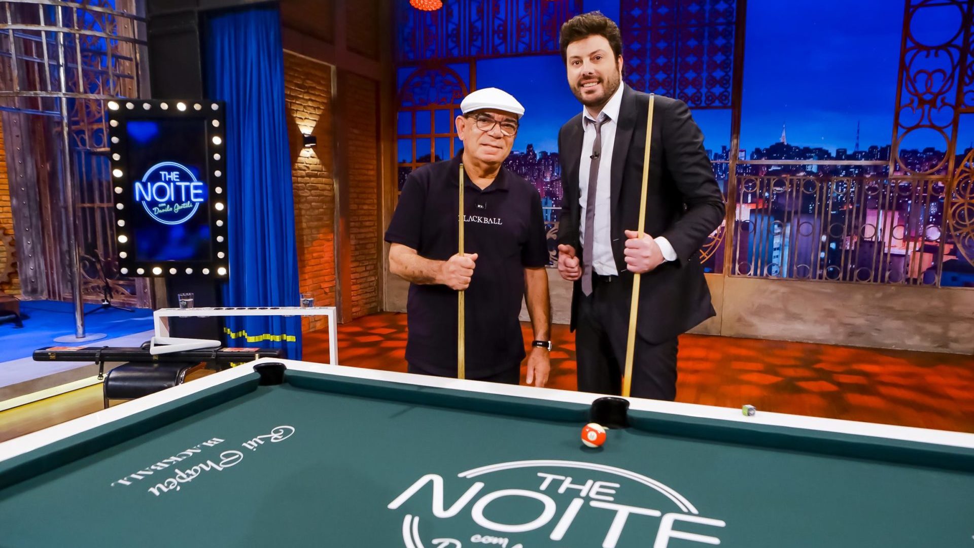 Rui Chapéu com Danilo Gentili no The Noite