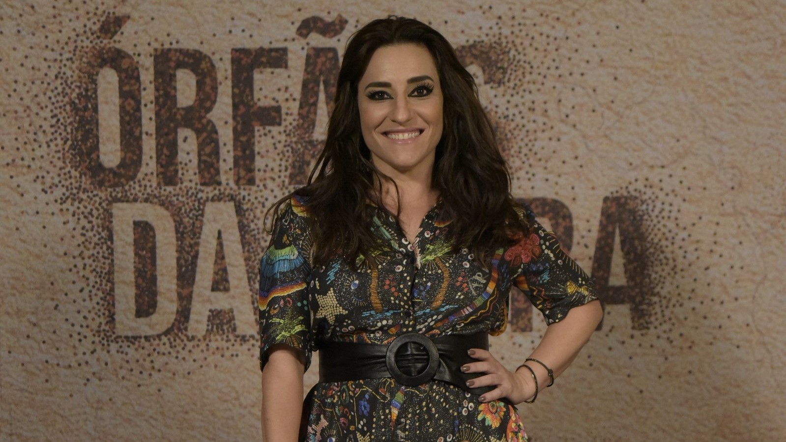 Simone Gutierrez na festa de lançamento de Órfãos da Terra