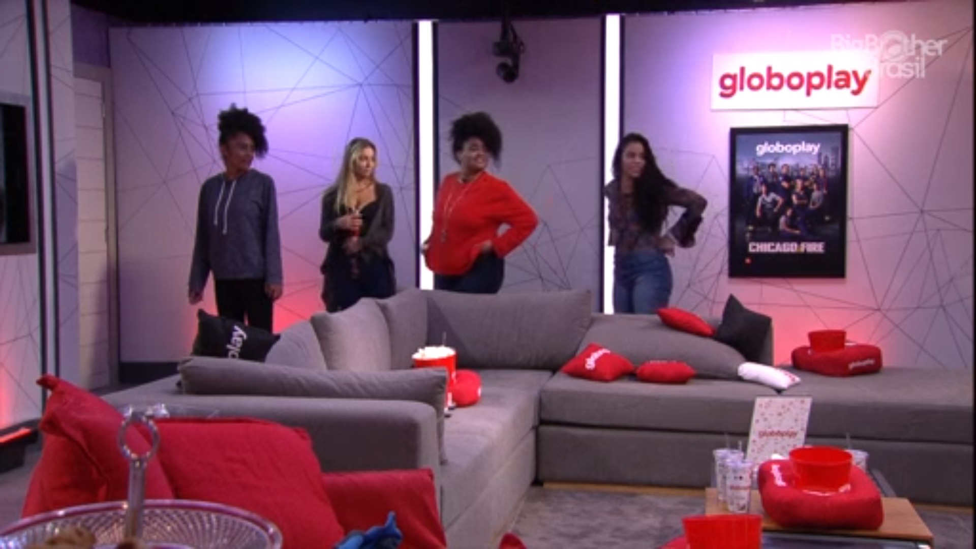 Gabriela, Paula, Rízia e Elana