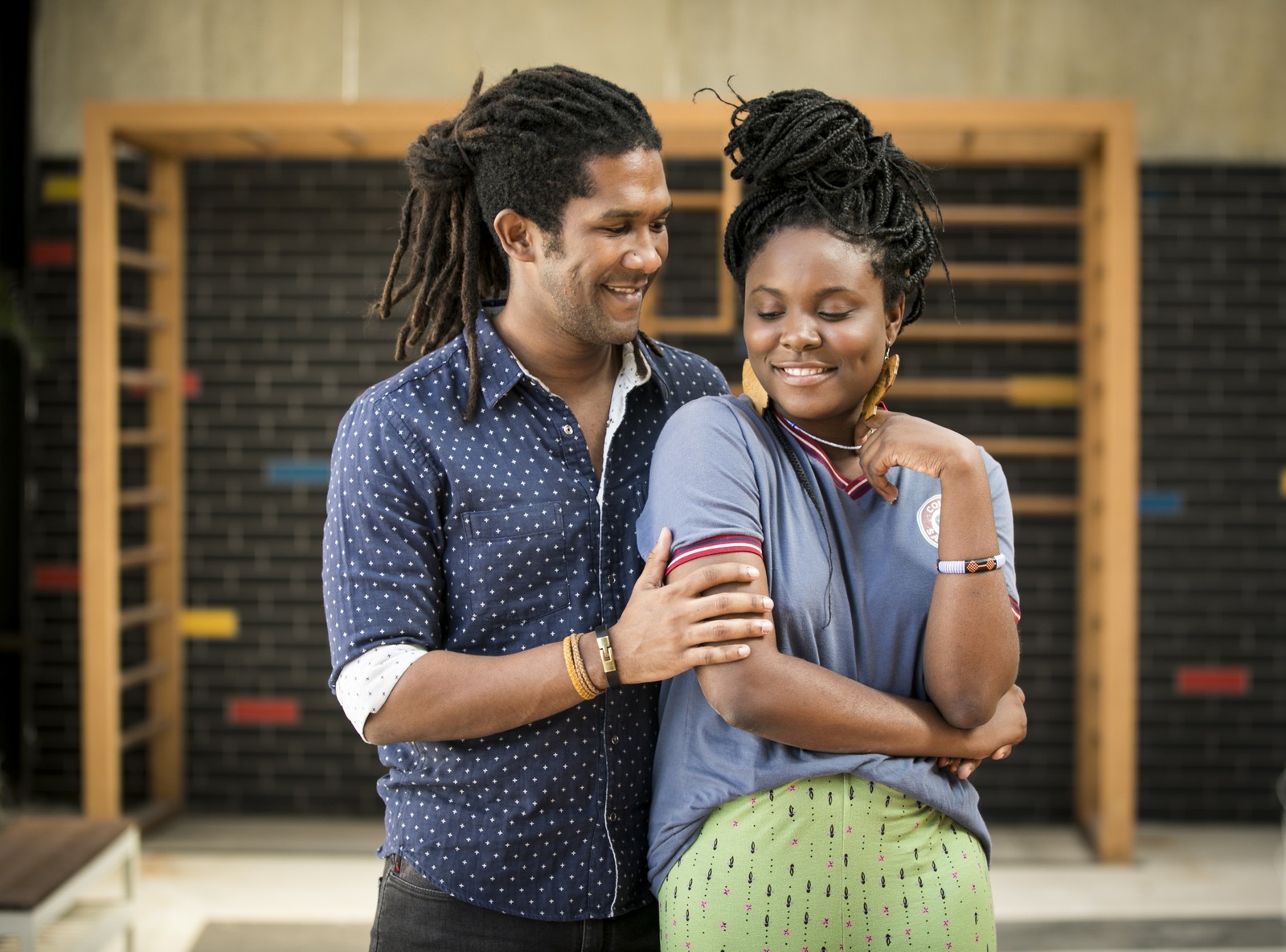 Talíssia (Luellem de Castro) e Vinícius (André Luiz Miranda) de Malhação - Vidas Brasileiras