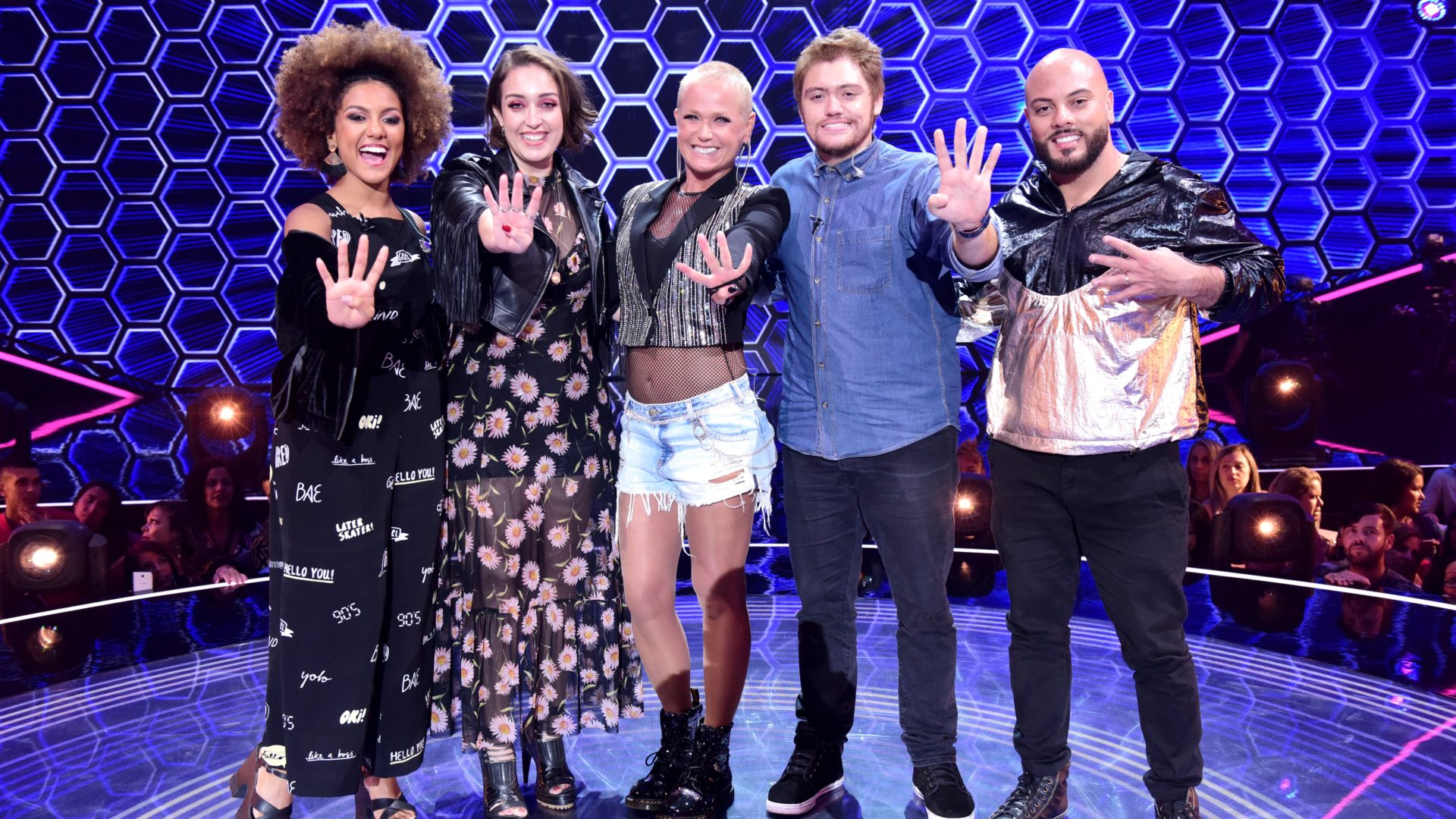 Xuxa Meneghel e os finalistas do The Four Brasil