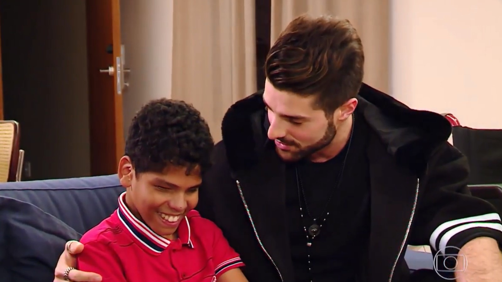 DJ Alok conhece seu fã Paulinho, de 14 anos, no Caldeirão do Huck
