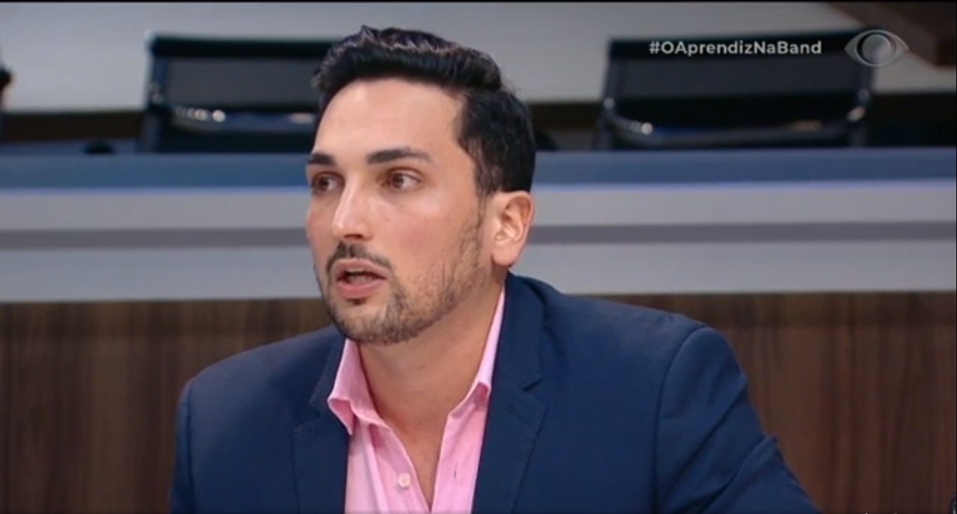 Lucas Estevam foi o terceiro eliminado de O Aprendiz na Band