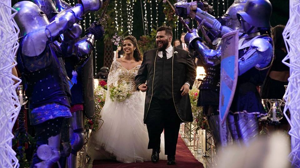 Noivos ganharam cerimônia medieval no programa casamento do SBT