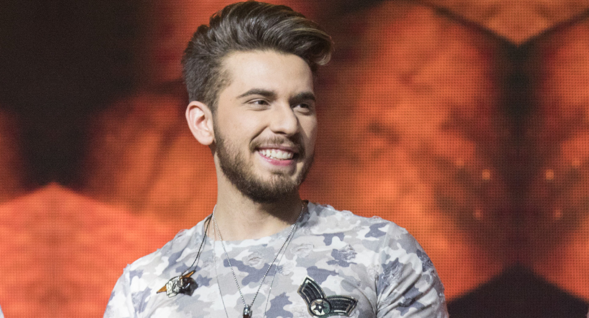 Gustavo Mioto no show Ao Vivo em São Paulo, que será exibido pelo Música na Band