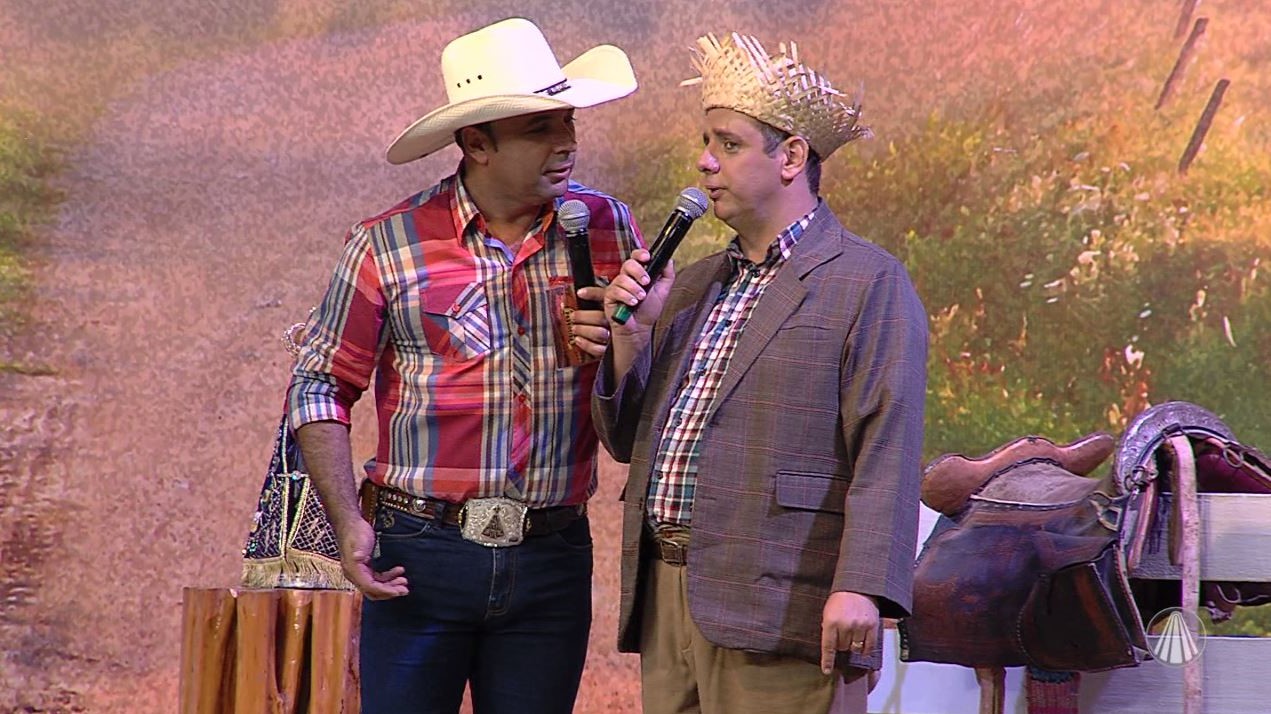 Kleber Oliveira e Tonho Prado apresentando o Terra da Padroeira