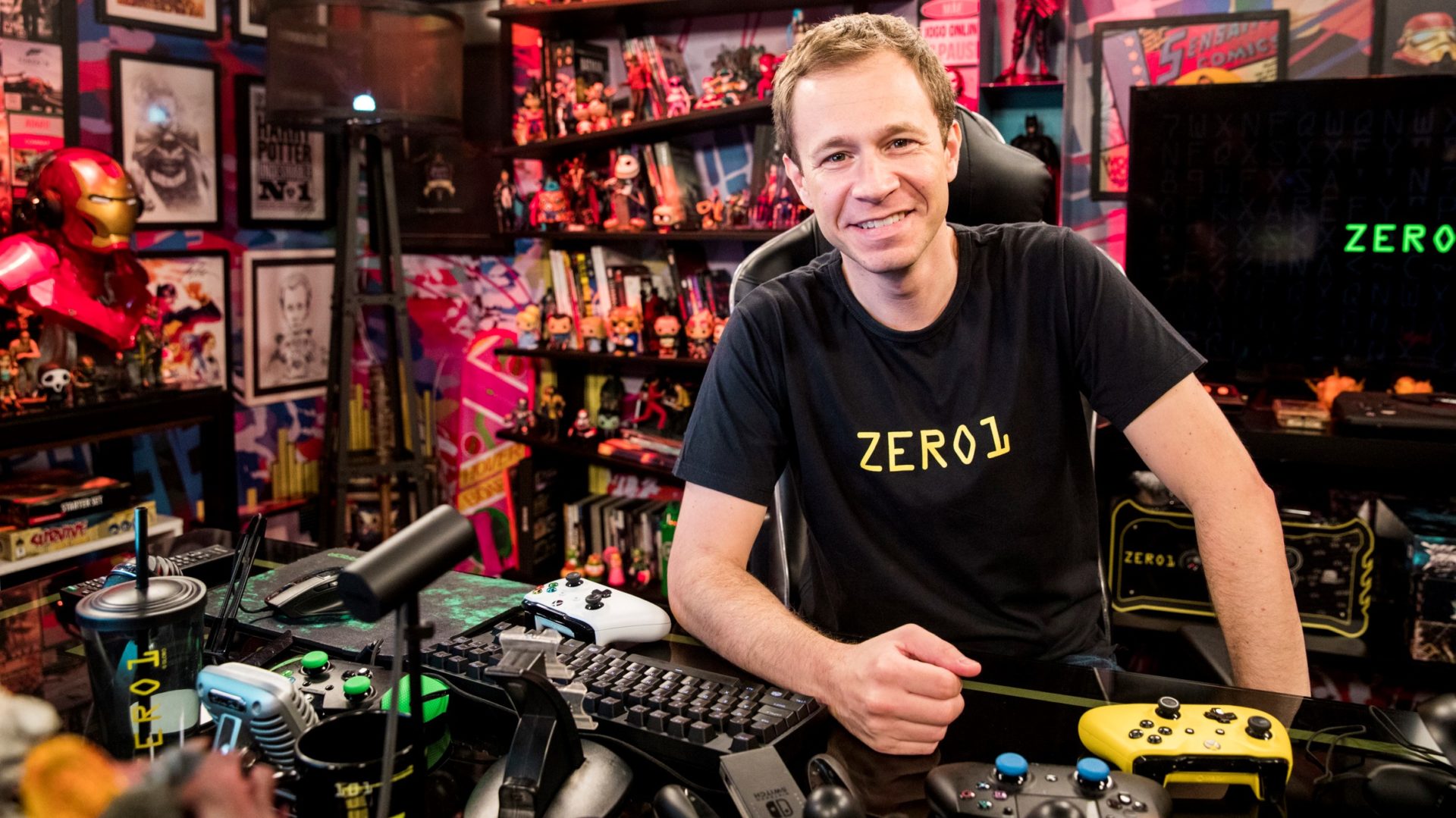 Tiago Leifert apresenta o programa Zero1