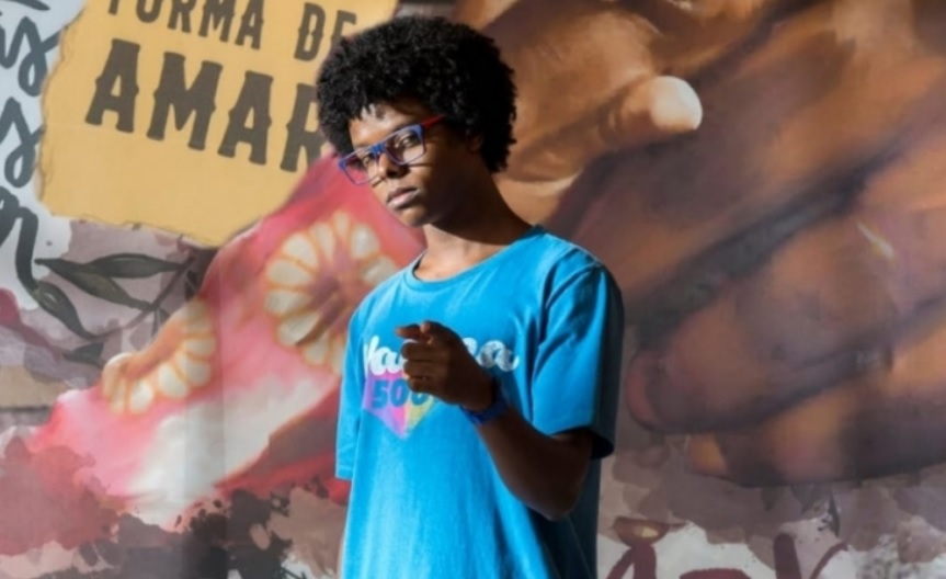 Thiago Genini é Bill Gates em Malhação - Toda Forma de Amar