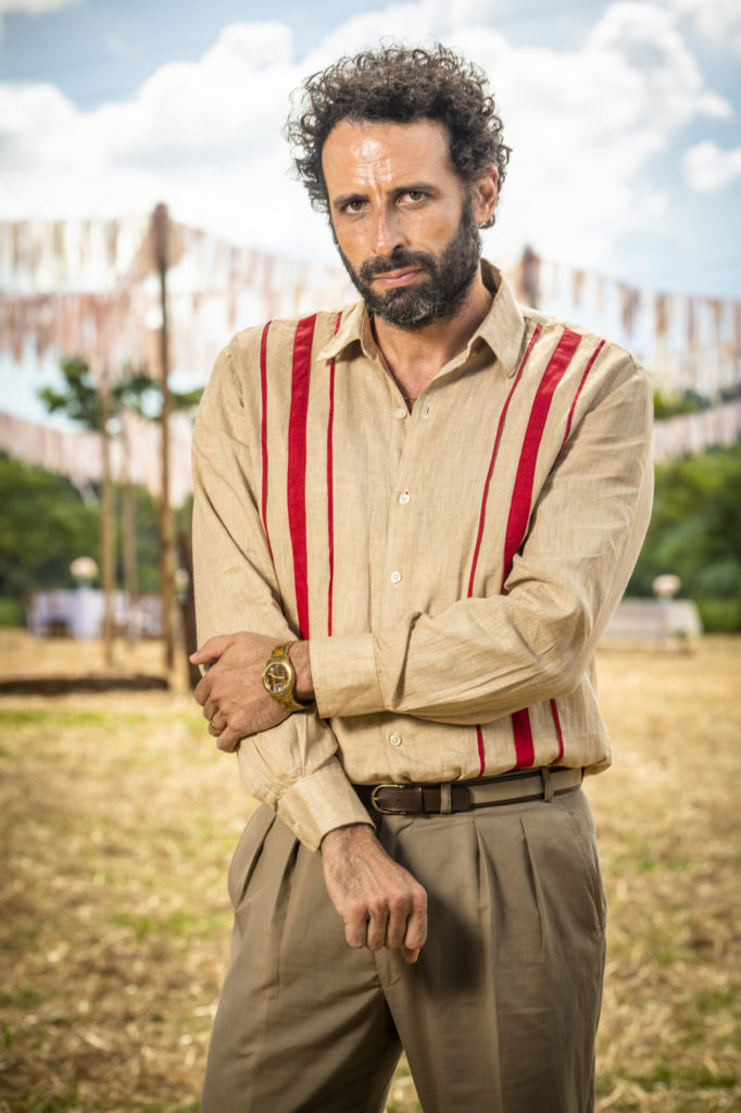 Adão (César Ferrario) em A Dona do Pedaço