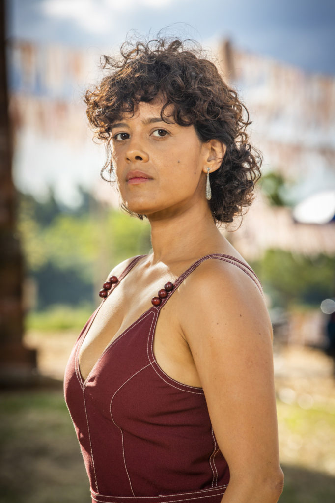 Zenaide (Maeve Jinkings) em A Dona do Pedaço