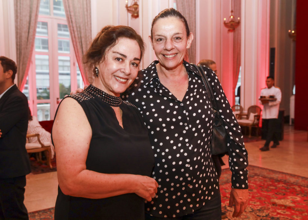 Nivea Maria e Rosi Campos