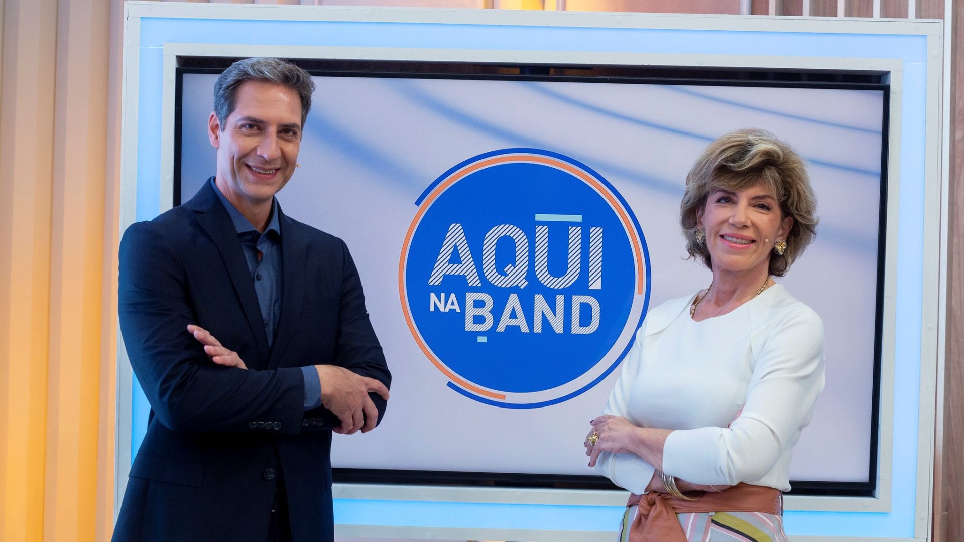 Luís Ernesto Lacombe e Silvia Poppovic, apresentadores do Aqui na Band