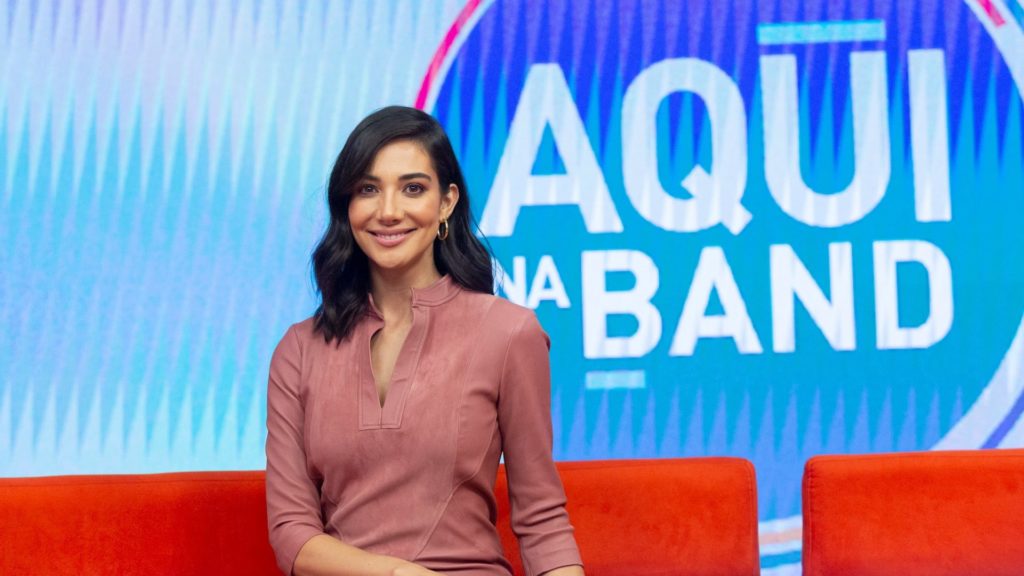 Nathalia Batista, colunista do Aqui na Band