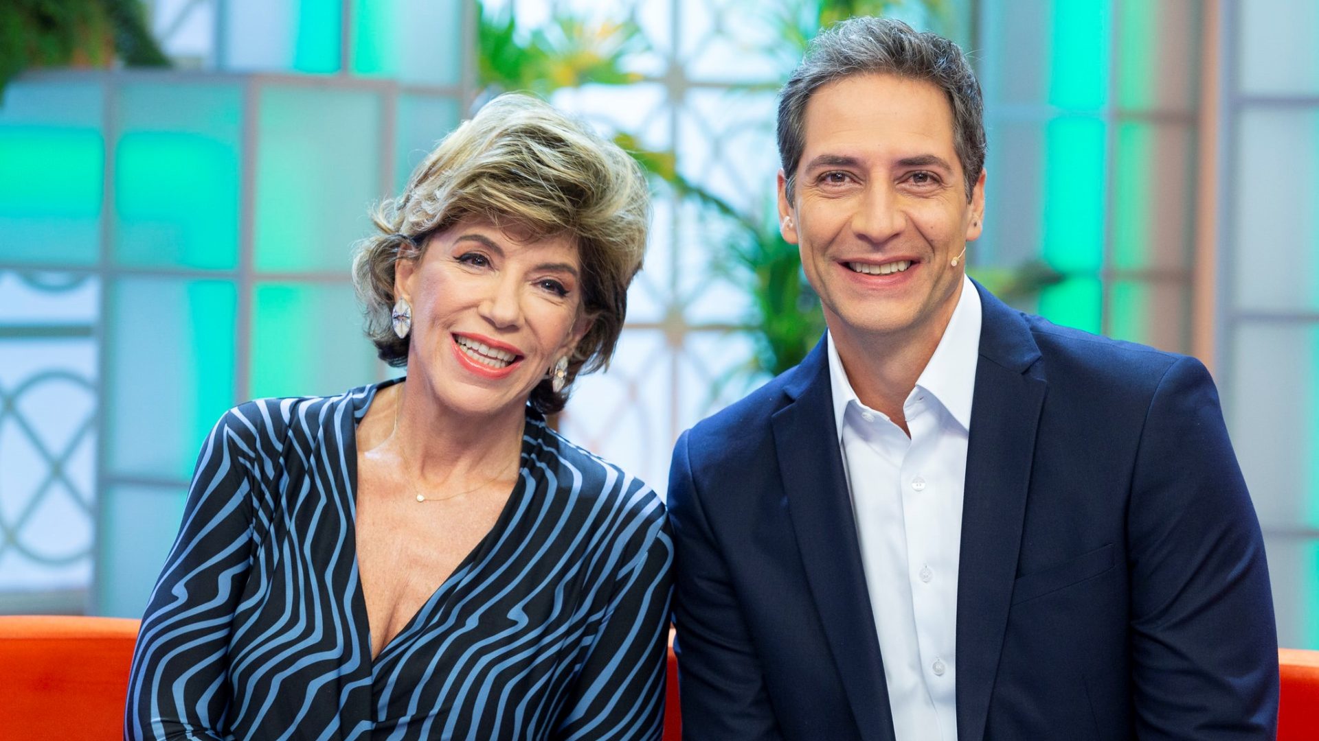 Silvia Poppovic e Luís Ernesto Lacombe apresentam o Aqui na Band