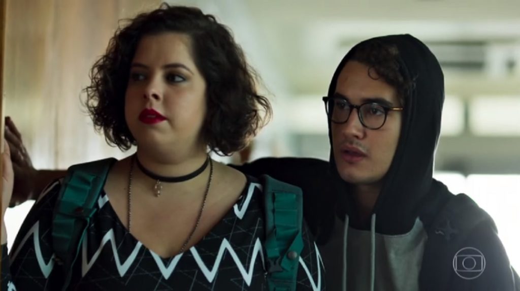 Cibele (Guilhermina Libânio) e Benjamin (Felipe Bragança), de Órfãos da Terra