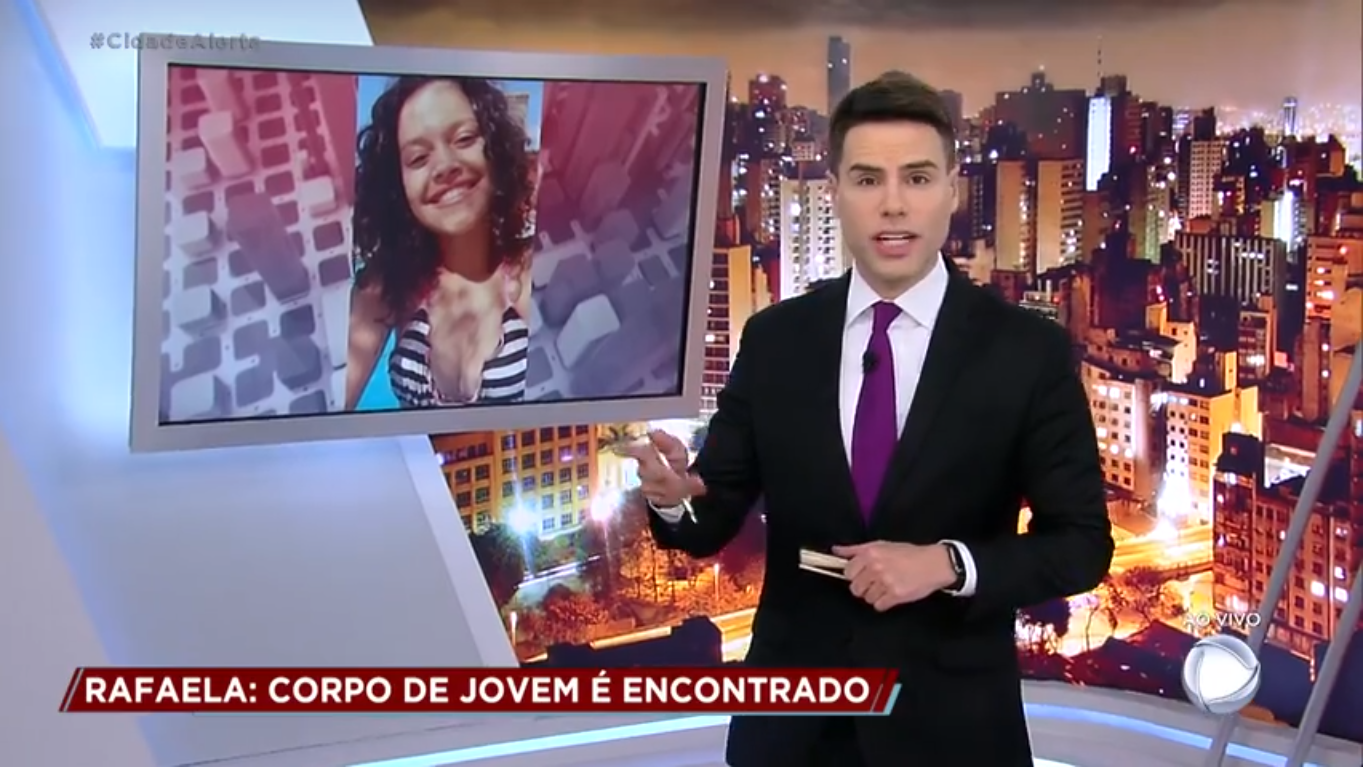 Luiz Bacci apresentando o Cidade Alerta