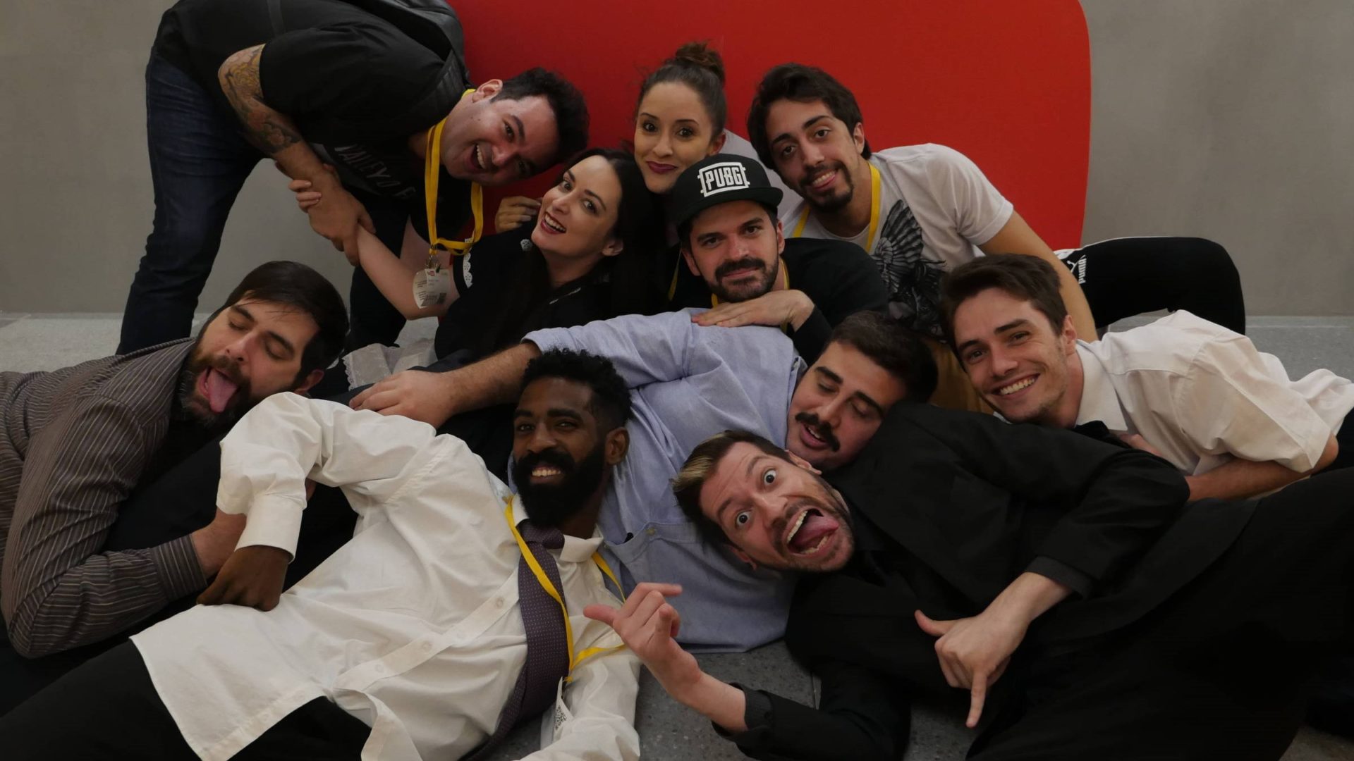 Elenco de Cuscuzes Apaixonados, primeira novela do Youtube