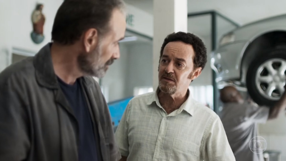 Elias (Marco Ricca) e Caetano (Glicério Rosário), de Órfãos da Terra