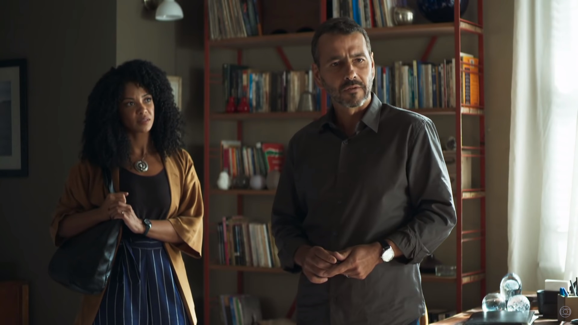 Gilda (Heloísa Jorge) e Amadeu (Marcos Palmeira) em A Dona do Pedaço