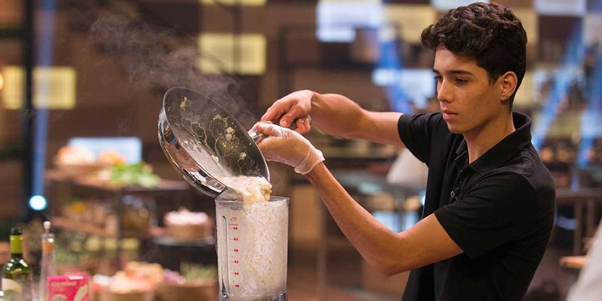Helton Oliveira participou do MasterChef (Divulgação / Band)