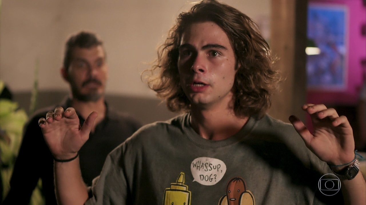 João (Rafael Vitti) em Verão 90