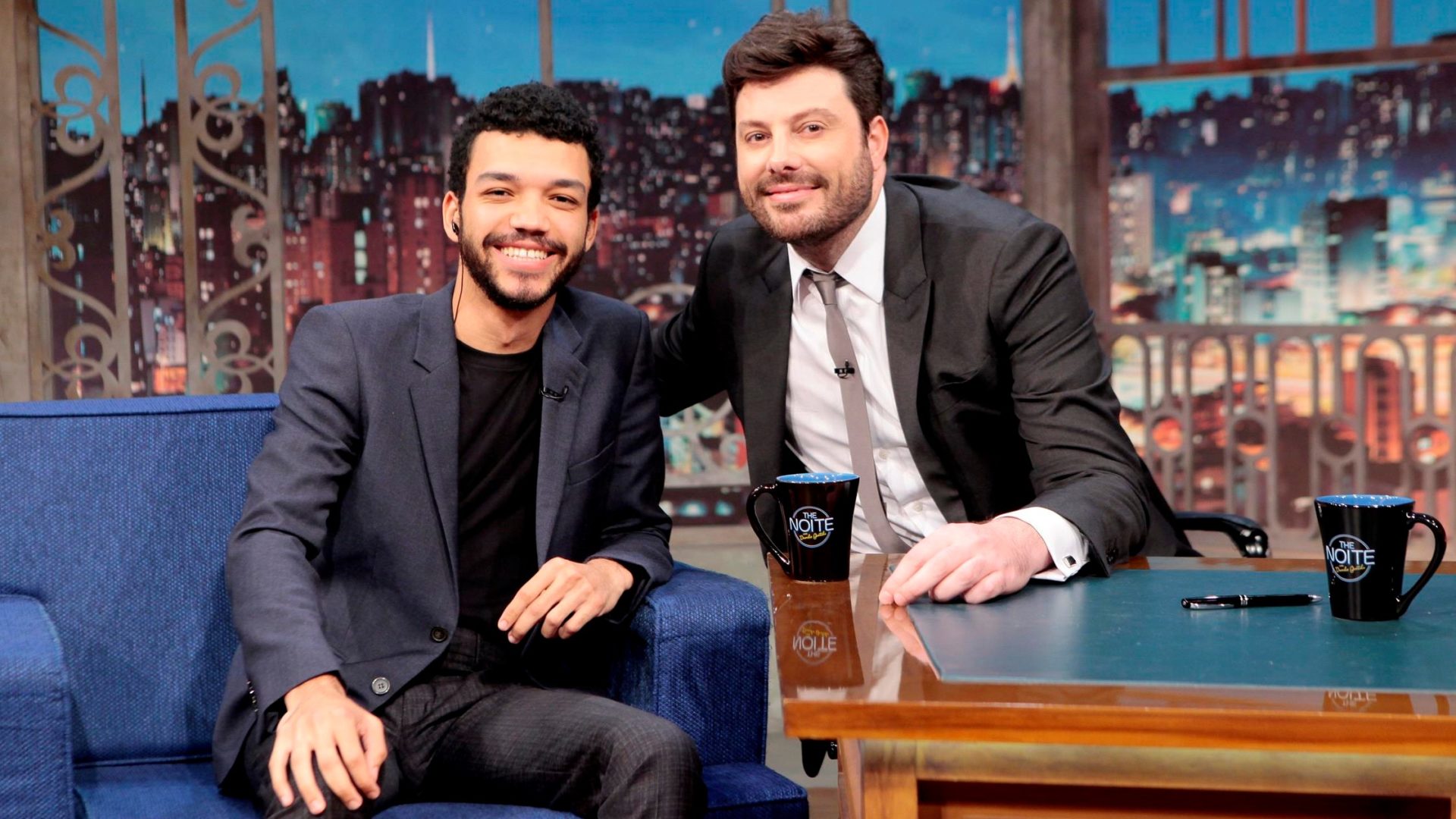 Justice Smith no The Noite com Danilo Gentili