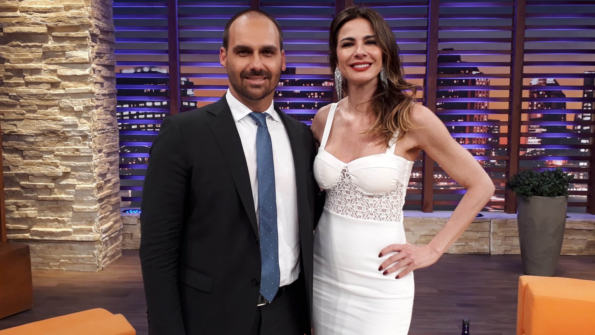 Luciana Gimenez com o deputado Eduardo Bolsonaro