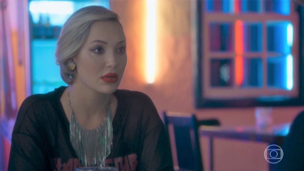 Luciana (Josie Pessoa) em O Sétimo Guardião