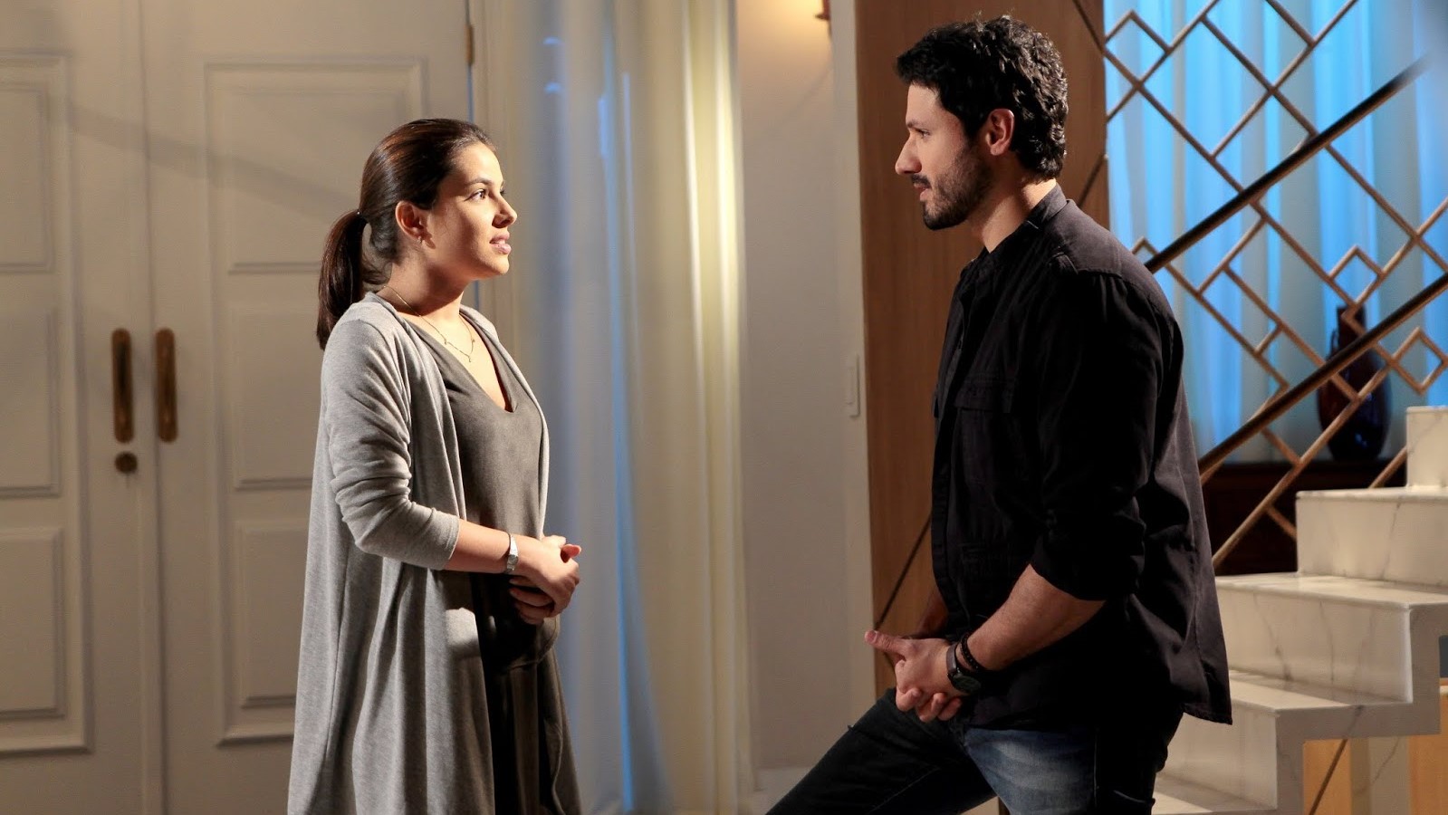 Luísa (Thaís Melchior) e Marcelo (Murilo Cézar) em As Aventuras de Poliana