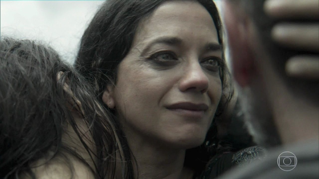 Missade (Ana Cecília Costa), de Órfãos da Terra, na Globo