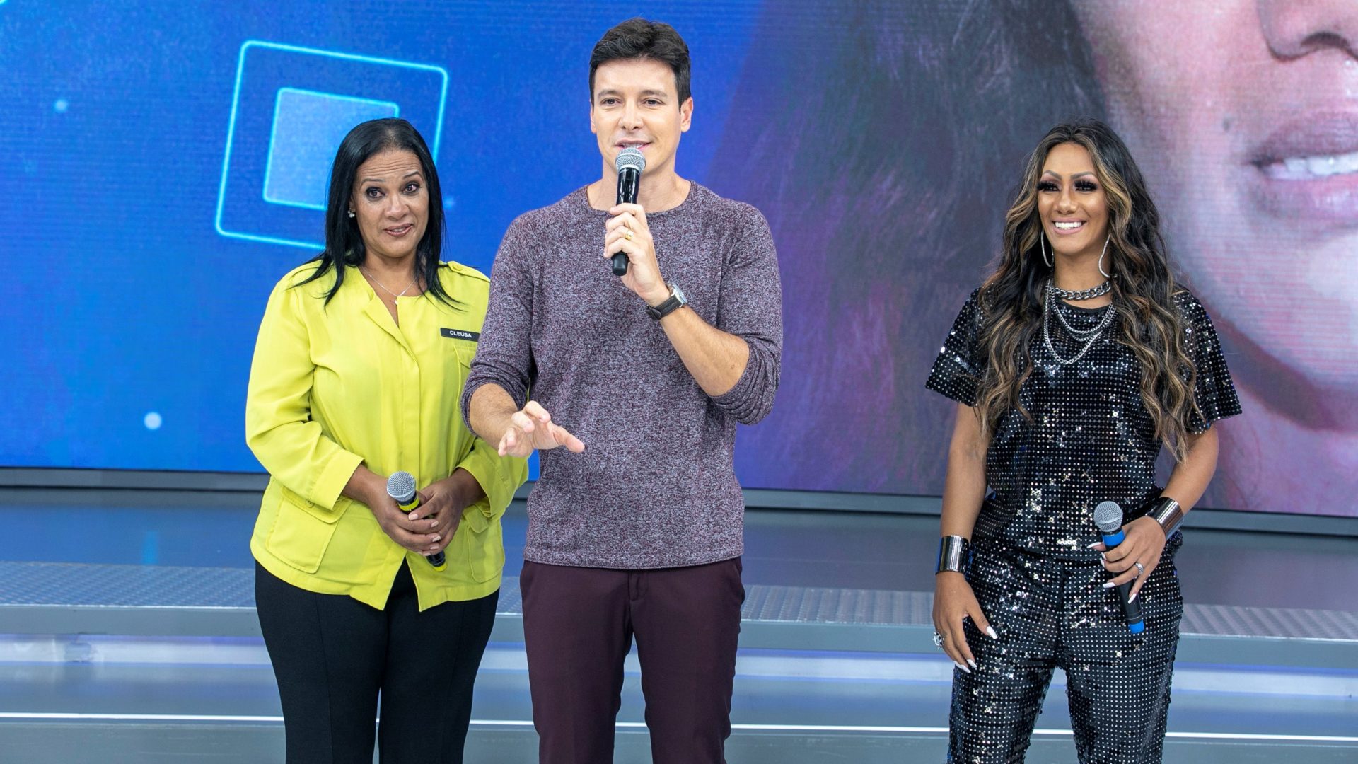Momento do programa Hora do Faro