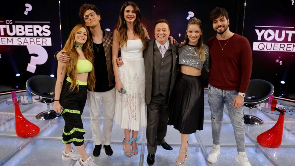 Programa Raul Gil recebe Luciana Gimenez