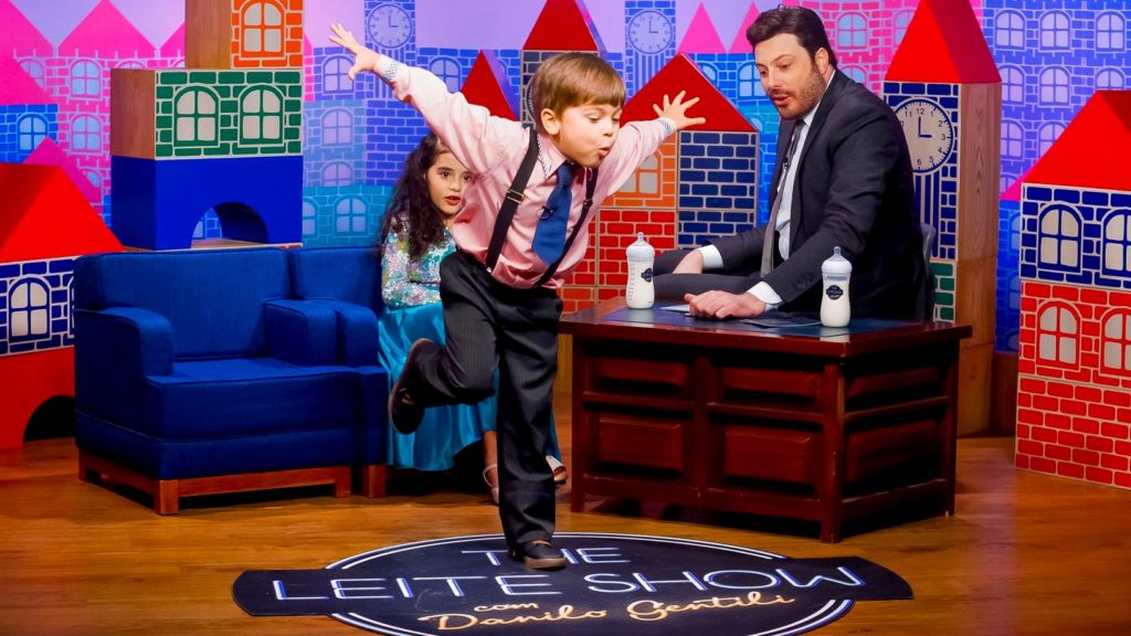 Quadro Leite Show do The Noite com Danilo Gentili