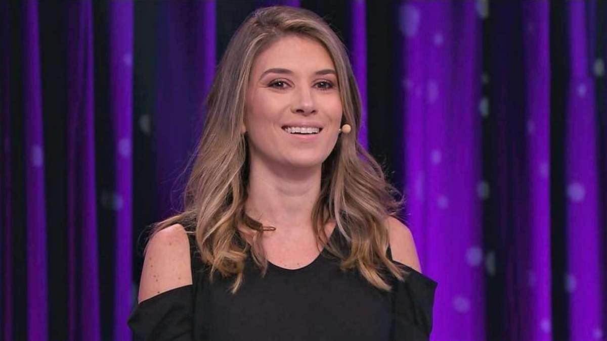 A apresentadora Rebeca Abravanel (Reprodução / SBT)
