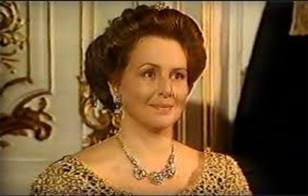 Irene Ravache como Princesa Isabel em Sangue do Meu Sangue (Reprodução/SBT)