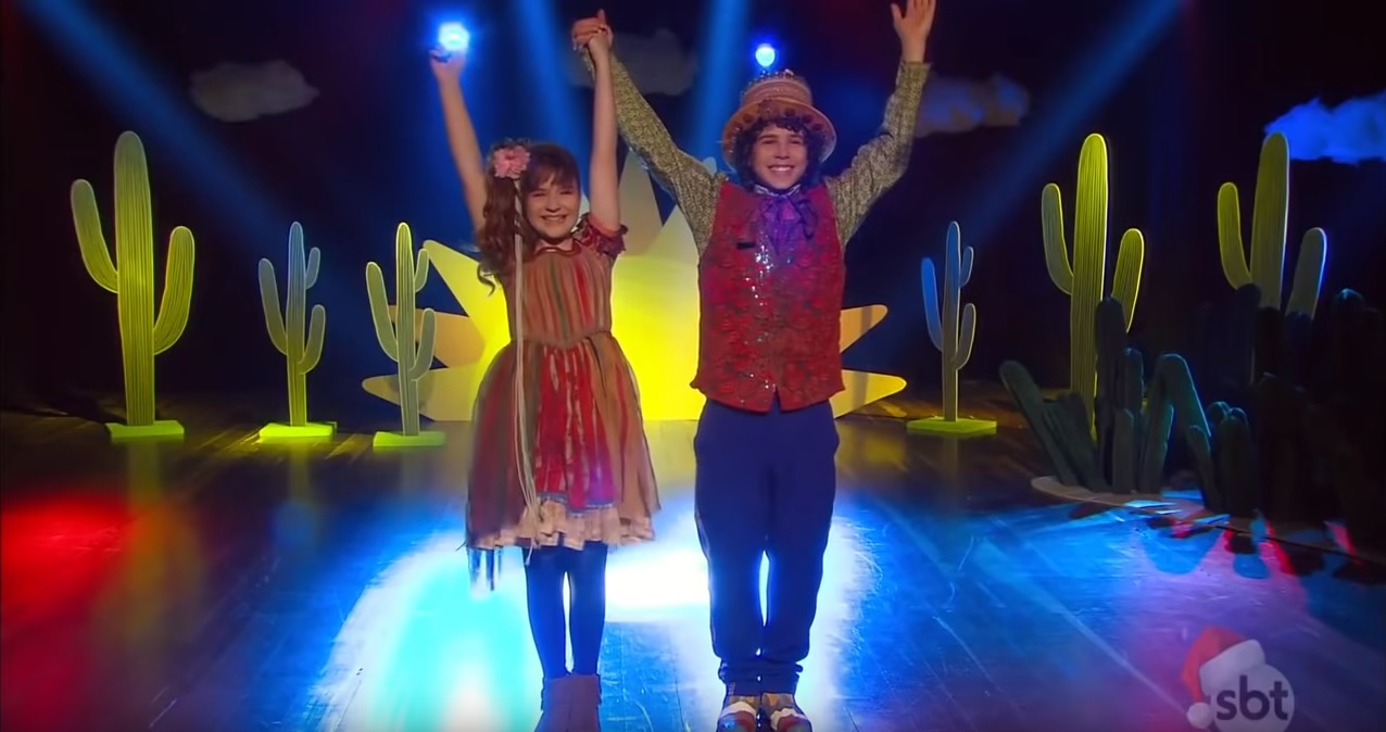 Sophia Valverde e Igor Jansen interpretam Poliana e João na novela infantil do SBT, As Aventuras de Poliana (Reprodução: SBT)