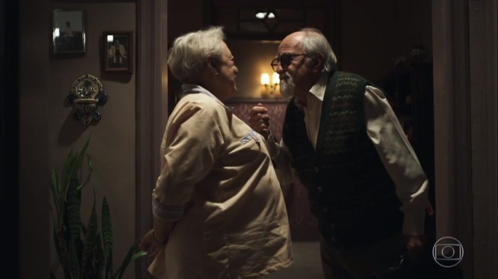 Marlene (Suely Franco) e Antero (Ary Fontoura) em A Dona do Pedaço (Reprodução/TV Globo)