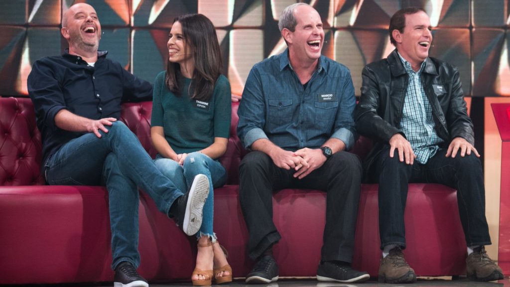 Márcio Garcia recebe Alex Escobar e família