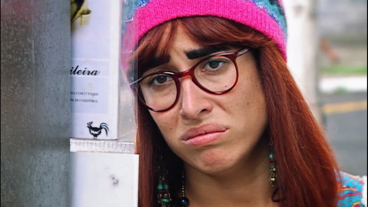 Bela (Giselle Itié) em Bela a Feia