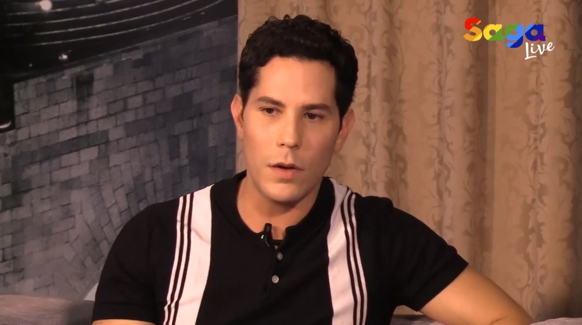 Christian Chávez em entrevista sobre a diversidade sexual no México
