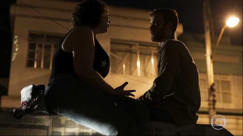 Cibele (Guilhermina Libânio) e Davi (Vitor Thiré), de Órfãos da Terra (Reprodução)