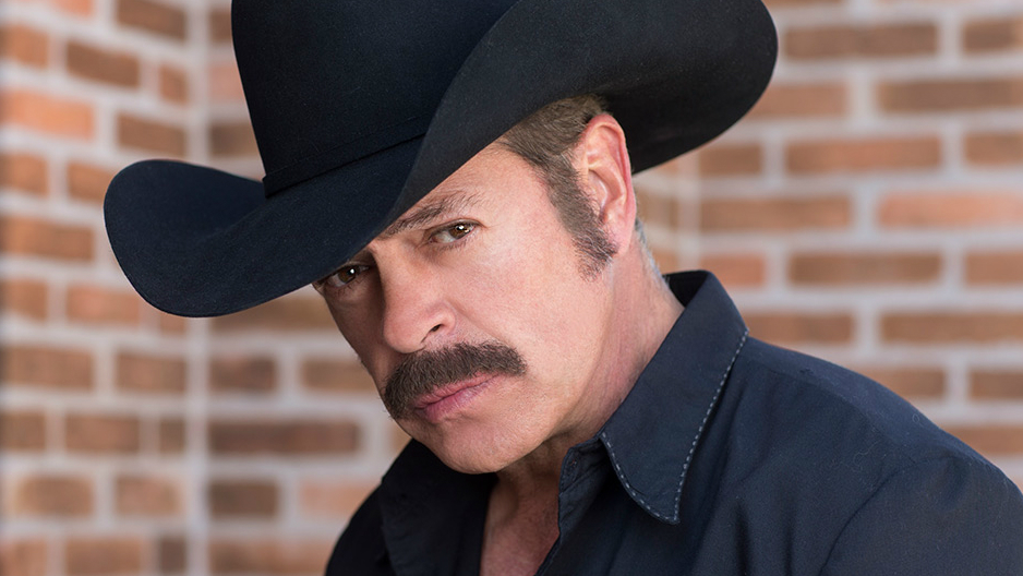 Sergio Goyri como Inácio Aguirre em Sigo te Amando (Divulgação / Televisa)