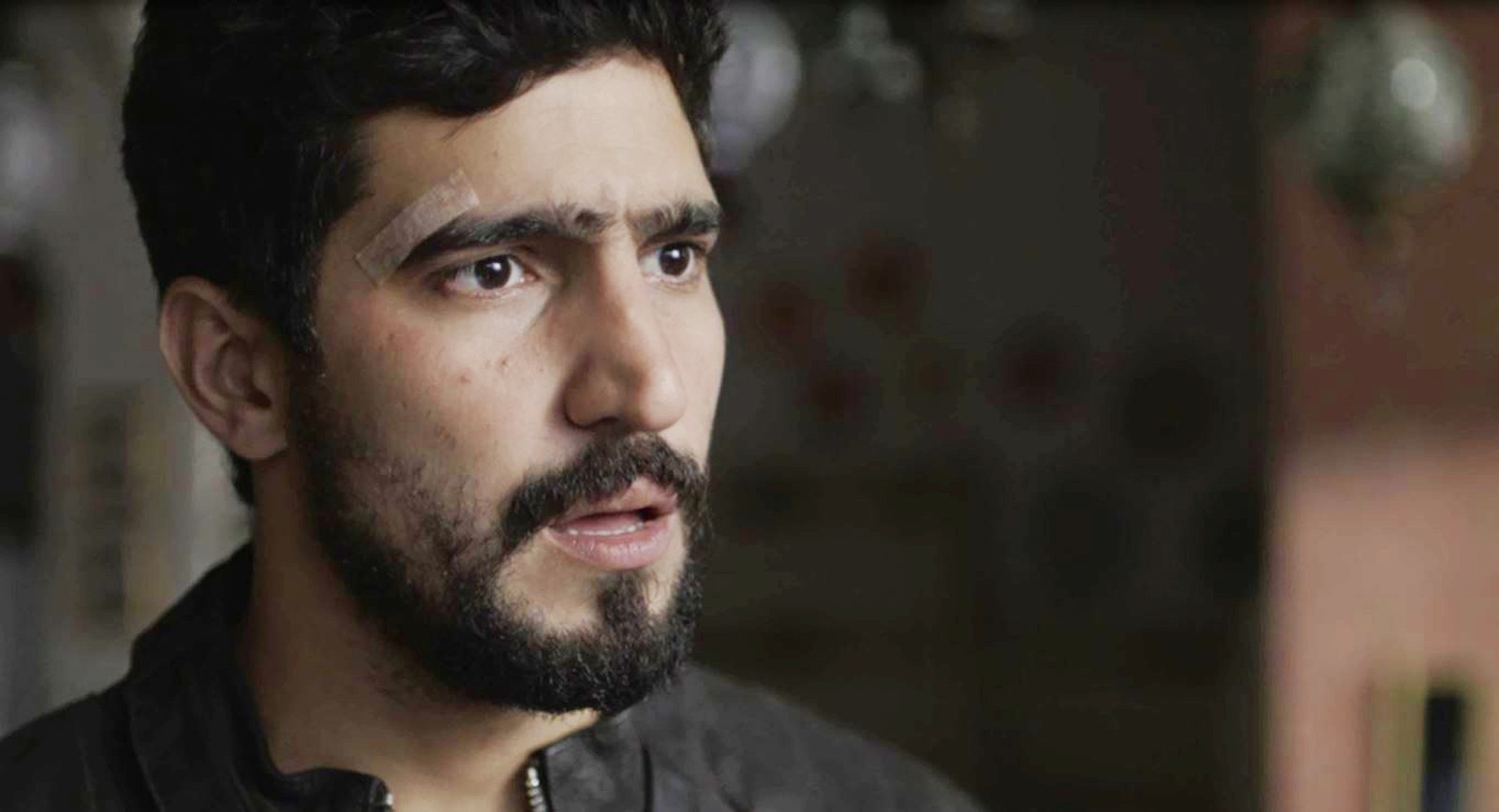 Jamil (Renato Góes), de Órfãos da Terra