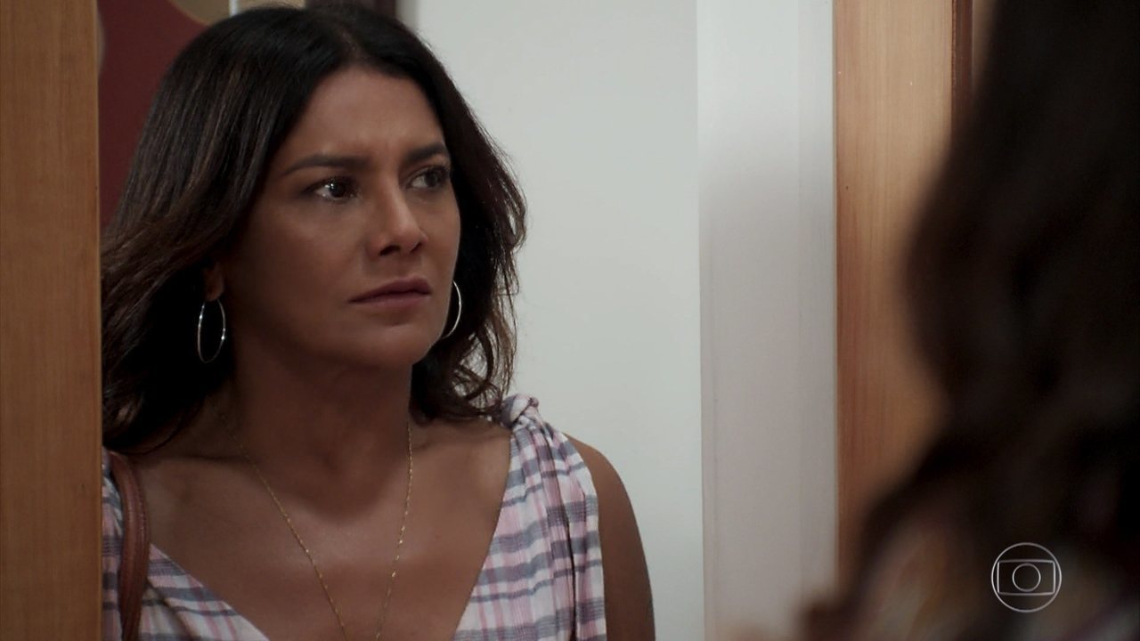 Janaína (Dira Paes) em Verão 90