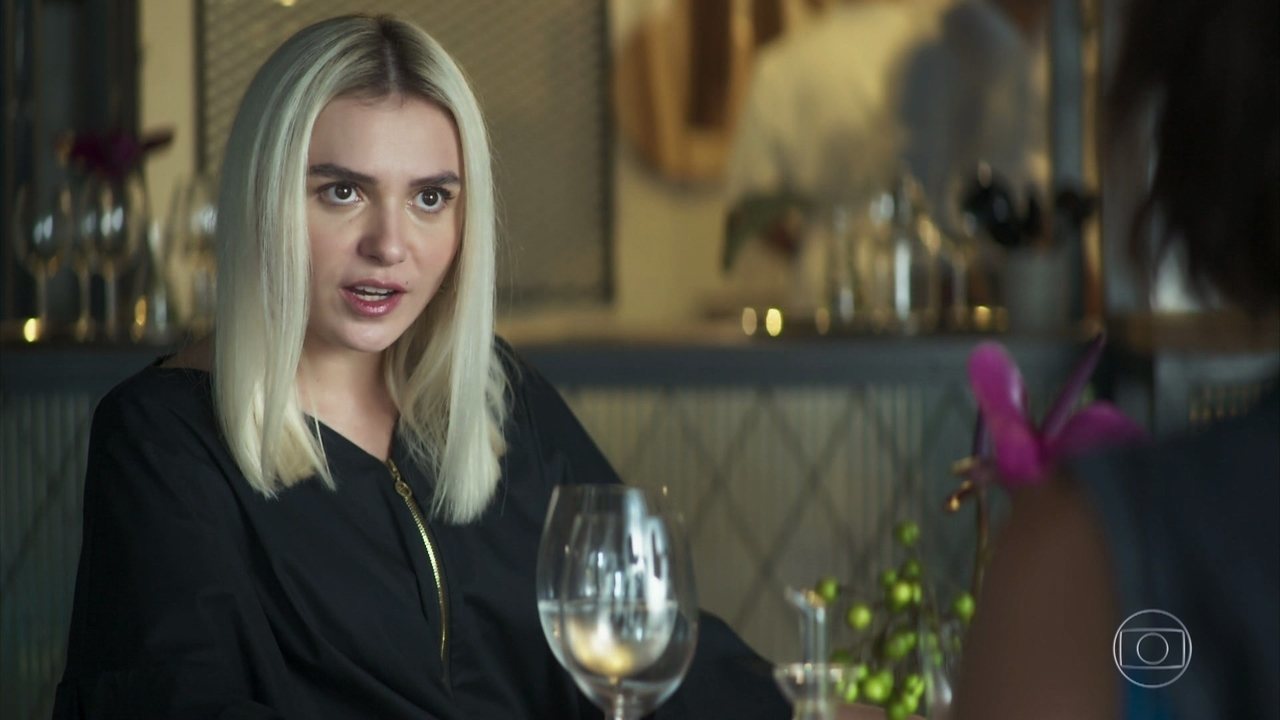 Kim (Monica Iozzi) em A Dona do Pedaço