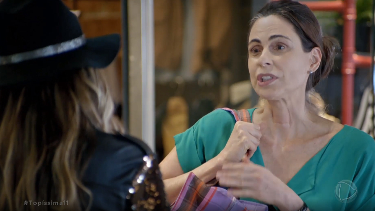 Lara (Cristiana Oliveira) e Mariinha (Silvia Pfifer) em Topíssima