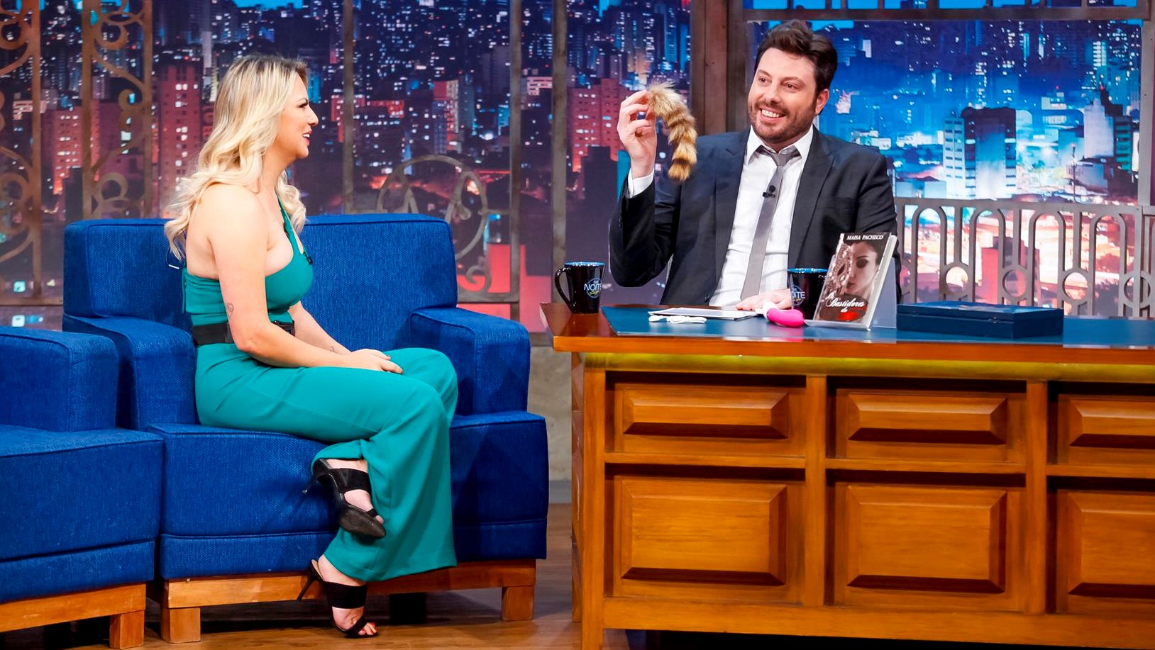 Maisa Pacheco no The Noite com Danilo Gentili