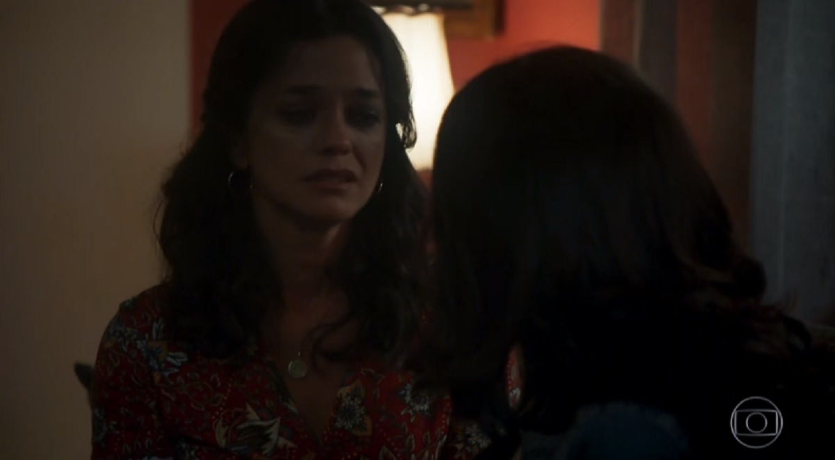 Missade (Ana Cecília Costa) e Laila (Julia Dalavia), de Órfãos da Terra