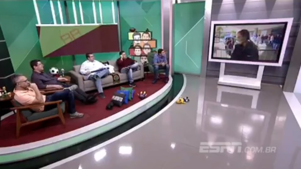 Repórter do ESPN saiu de cena após ser anunciada em link