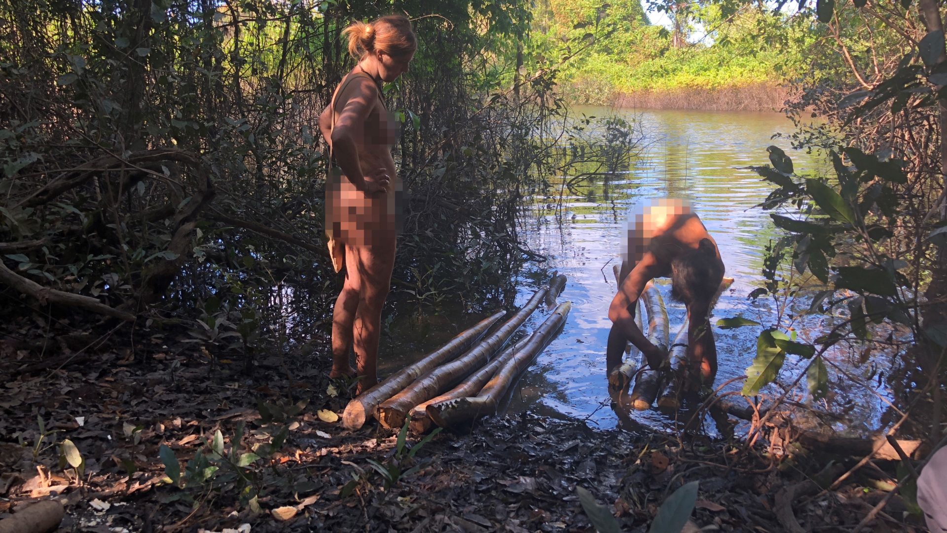 Cena do episódio de Pelados e Largados gravado no Brasil